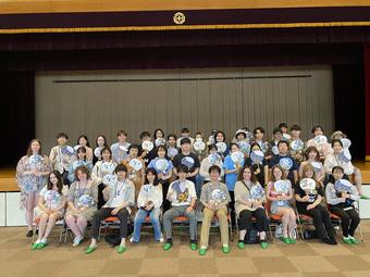 group photo with their own uchiwa